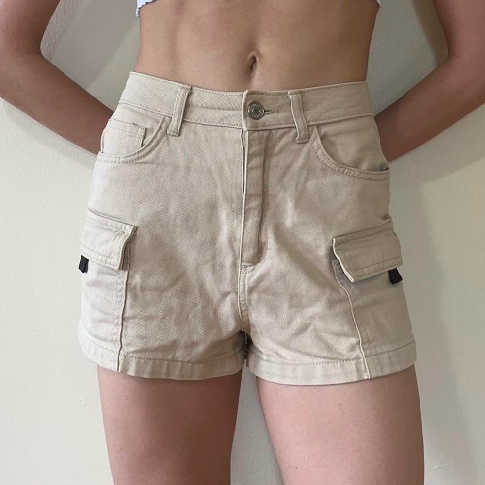 Denim&Co Tan Cargo Shorts High-Waisted Modern Fit